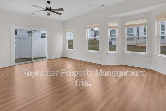 Photo - 4926 Cannon Crossing Wy