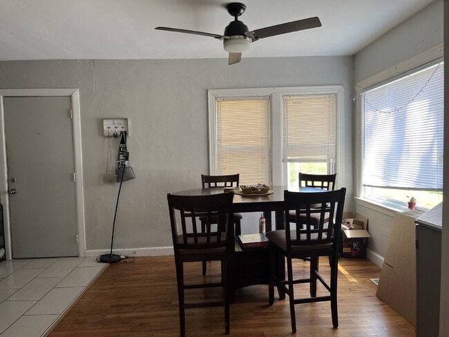 Photo - 3 Bedroom for Lease June 1