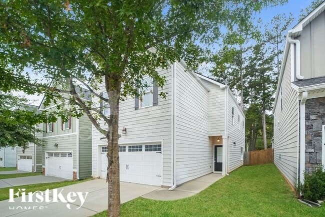 Photo - 28 E Newnan Rd