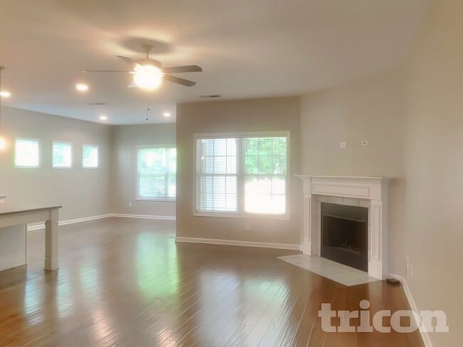 Photo - 30 Doolittle Ct