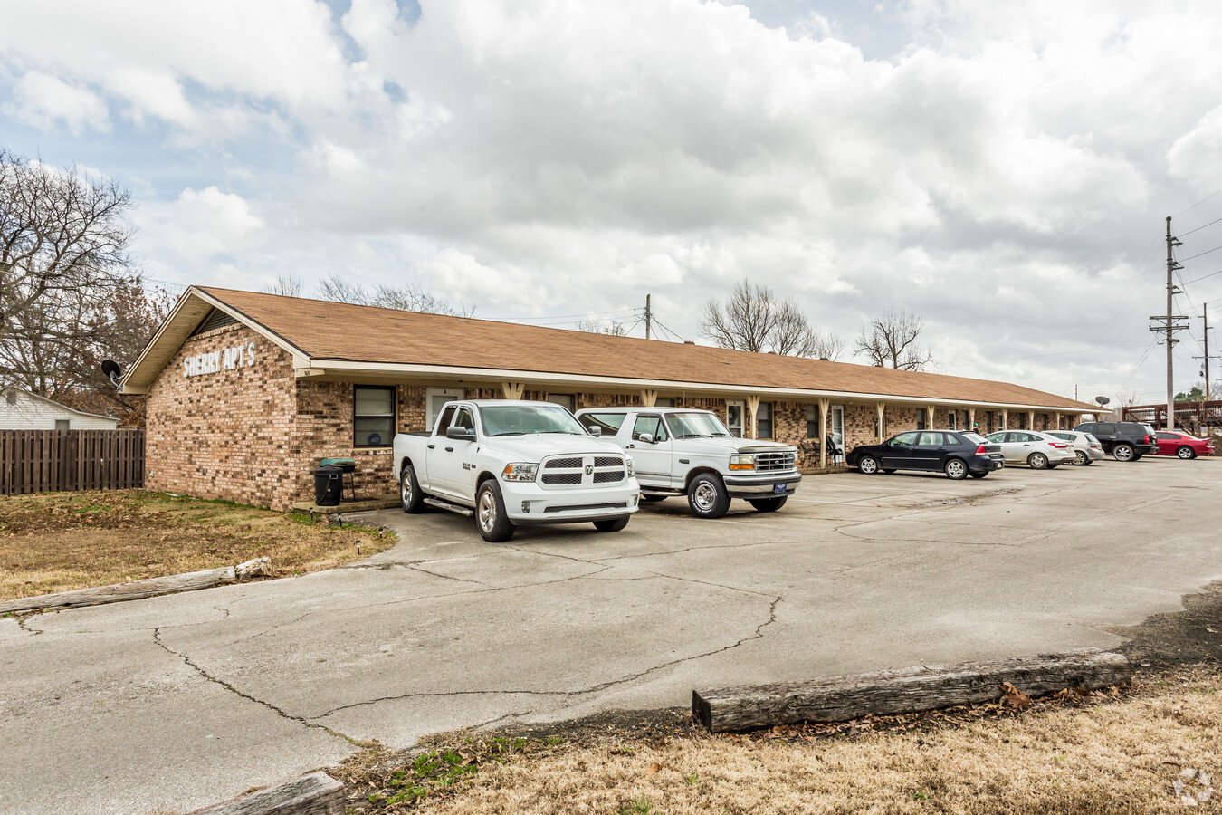 Sherry Apartments - Sherry Apartments