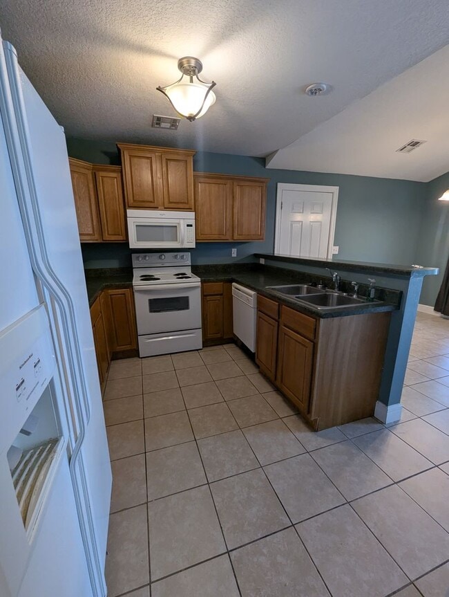 Photo - FOR RENT – Gorgeous 3 Bed, 2 Bath Home in Webb City! Pets Welcome!