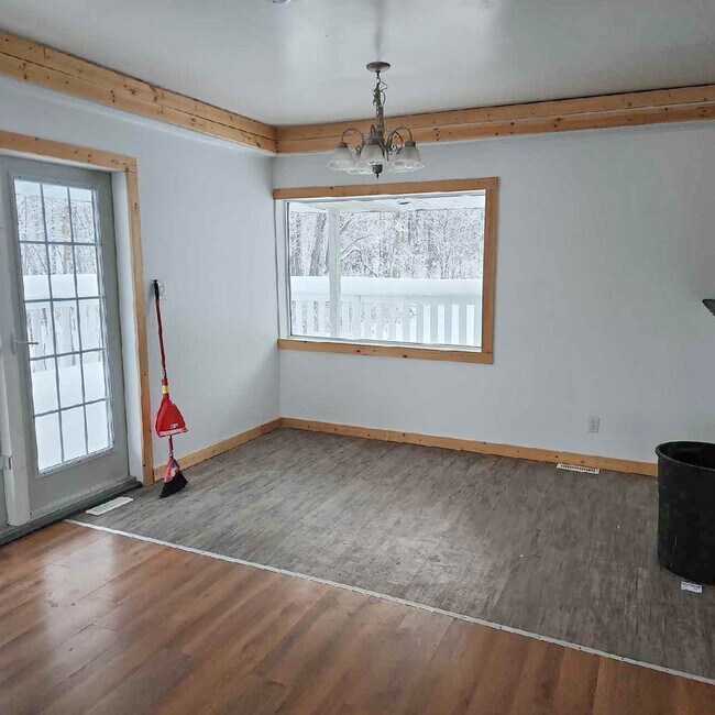 Photo - 13346 Charlie Lake Crescent