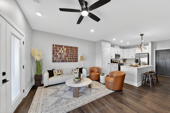 Building Photo - River Creek Lofts