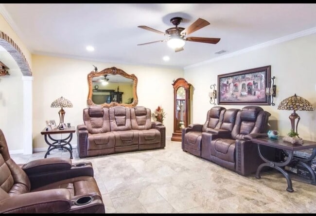 Photo - 3765 Woodbury Hill Loop