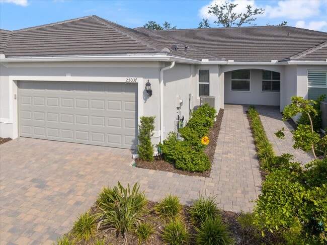 Building Photo - 25037 Pearl Lk Cir Rental