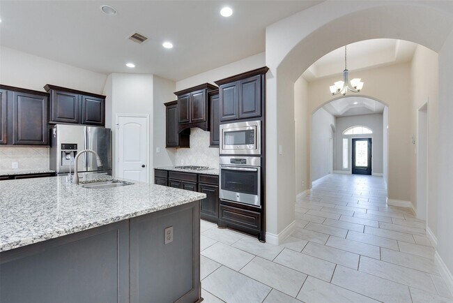 Photo - 18106 Nisbet Crossing