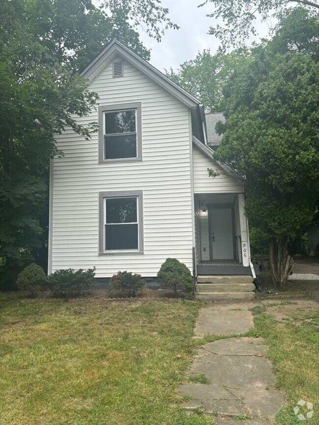 Building Photo - Beautiful 4BD 2Bath Home