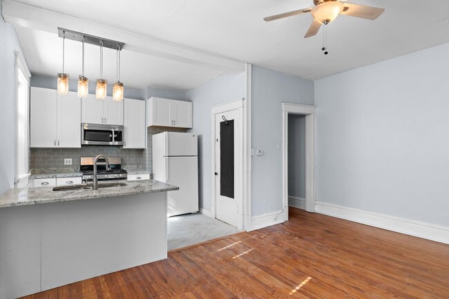 Photo - 4016 Flad Ave