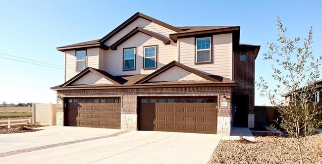 Building Photo - 117 Calm Water Loop