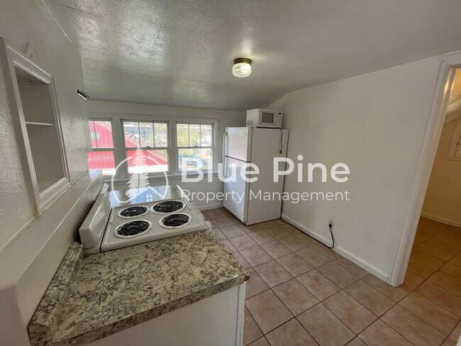 Photo - 1244 S 4th Ave Unit 1