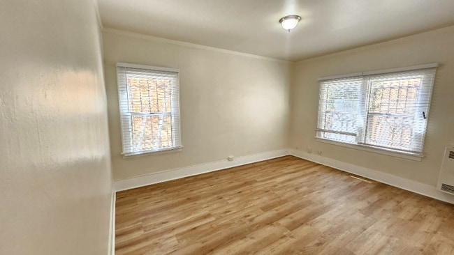 Photo - 2850 Francis Ave Unidad 10