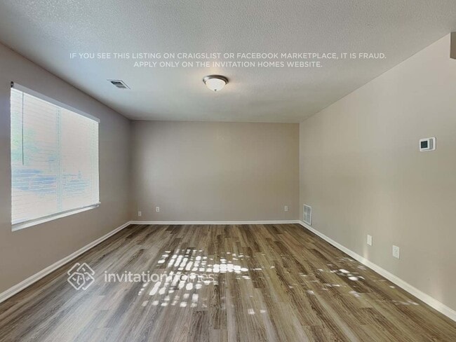 Photo - 1205 Bluebird St