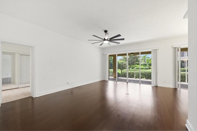Photo - 658 Vintage Reserve Cir Unit 7B