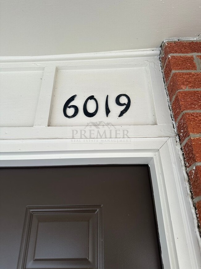 Photo - 6053 Barton Dr Shawnee, KS 66203 ** 1 bedroom / 1 bath MOVE IN READY $825 + $35 (water fee) Unit 60W-6019