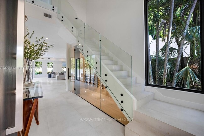 Photo - 3900 Douglas Rd