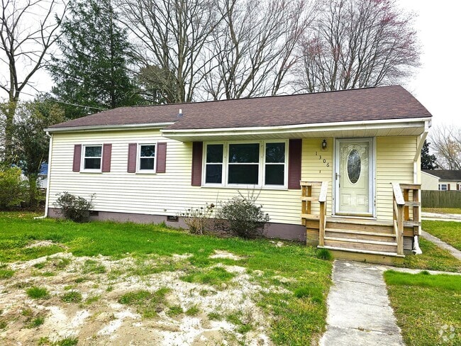 Building Photo - 1306 Hamilton St Rental