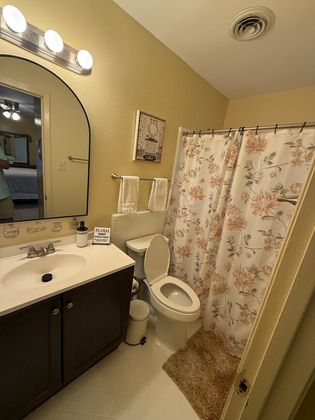 Photo - 255 Fairfax St