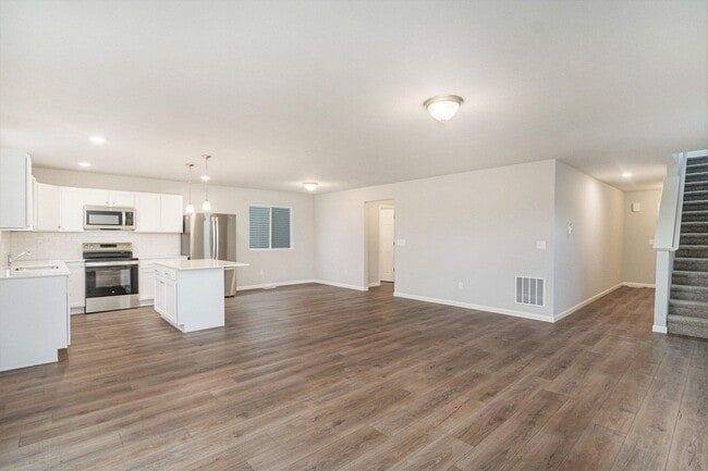 Photo - Newly Constructed Five Bedroom Home in Por...