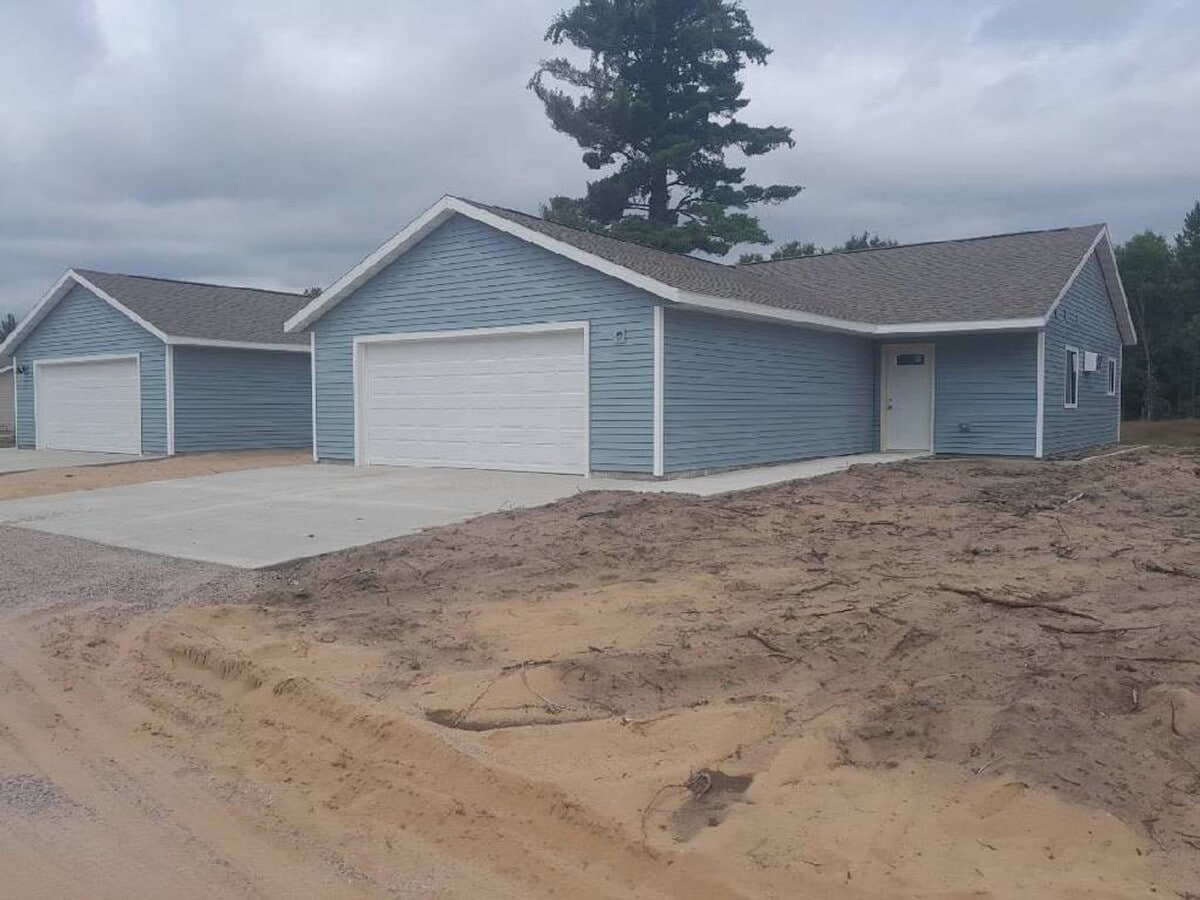 3 Bedroom Duplex - 3 Bedroom Duplex