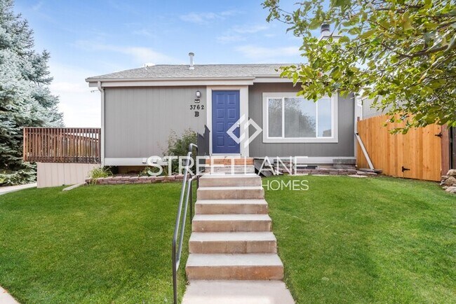 Charming 4 bedroom home in Aurora! - Charming 4 bedroom home in Aurora!