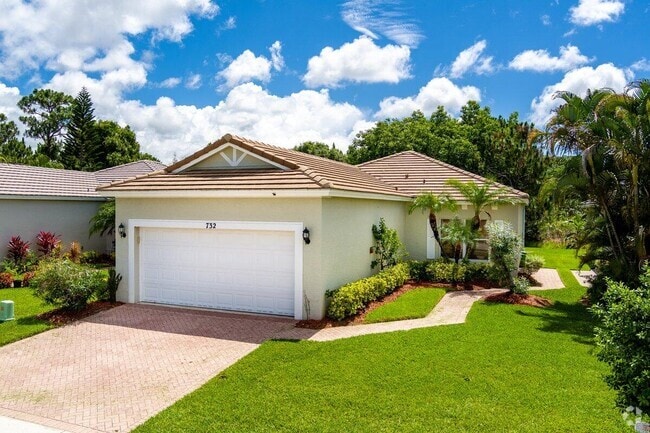 Building Photo - 732 SW Rocky Bayou Terrace Rental