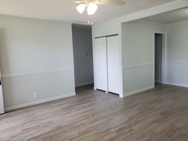 Photo - Great 3BR, 1BTH, 1 car att gar, ranch styl...
