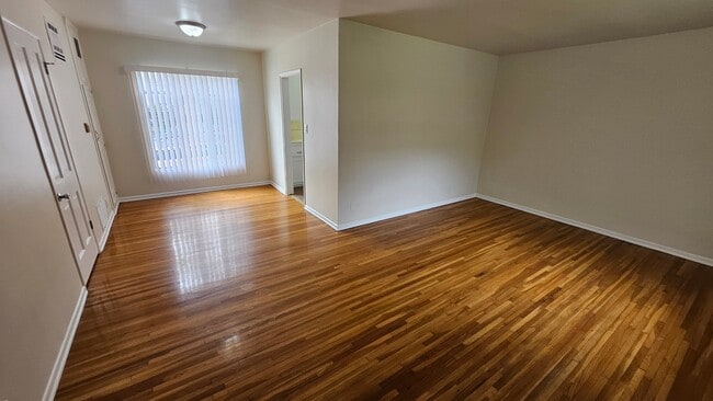 Photo - 4221 Los Feliz Blvd Unit 3