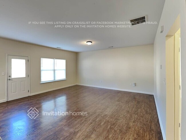 Photo - 33 Forrest Park Ln