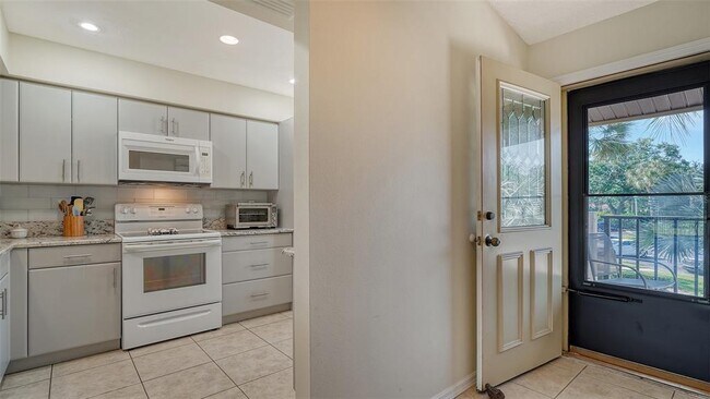 Photo - 4462 Weybridge St Unit 72