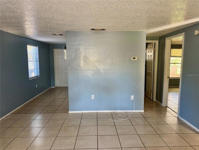 Photo - 2311 52nd Ave E