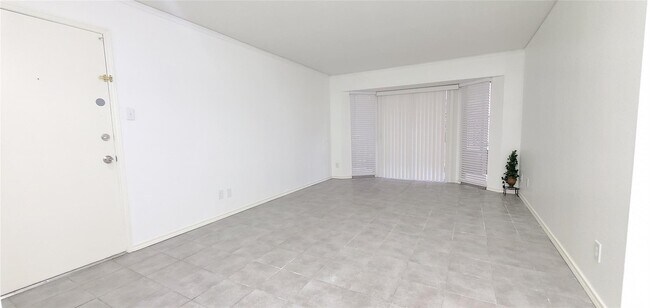 800 Post Oak Blvd Unit 10