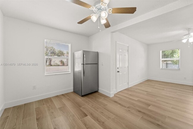 Photo - 255 Beacom Blvd Unit Downstairs
