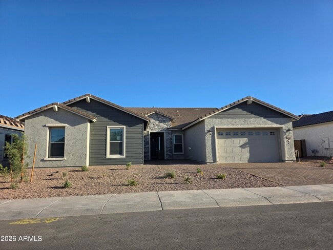 Building Photo - 7641 W Staghorn Rd