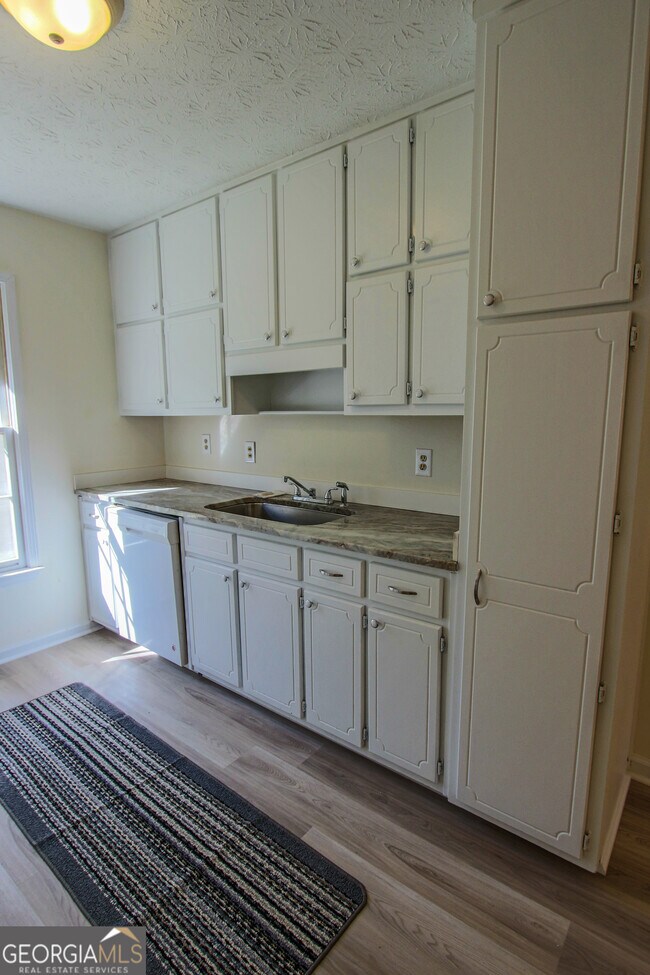 Photo - 211 Meadow Run