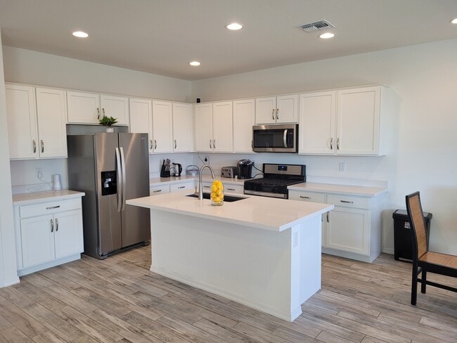 Photo - 11619 W Parkway Ln