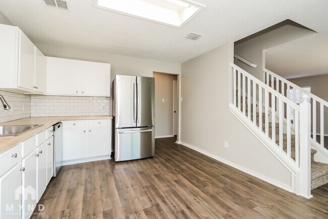 Photo - 1200 Nutting St