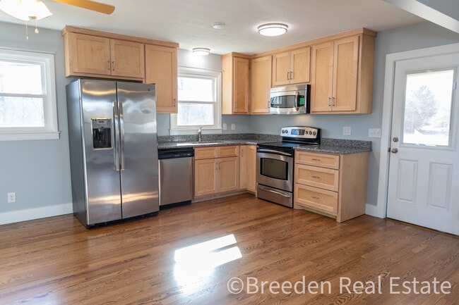 Photo - 4393 R L Hildebran Dr