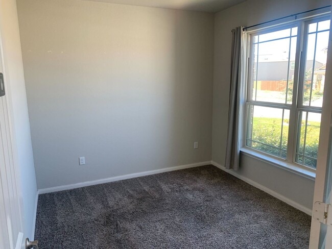 Photo - *COMING SOON* Comfort & Convenience – 2-Story Home with Fenced Backyard!