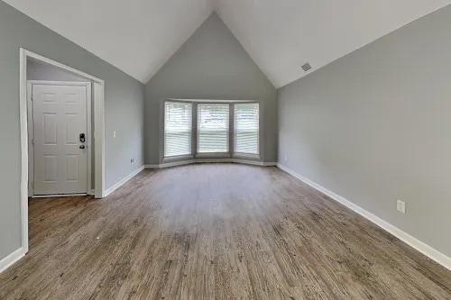Photo - 3359 Hollyridge Trl SW