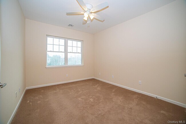 Photo - 12 Sophia Ct
