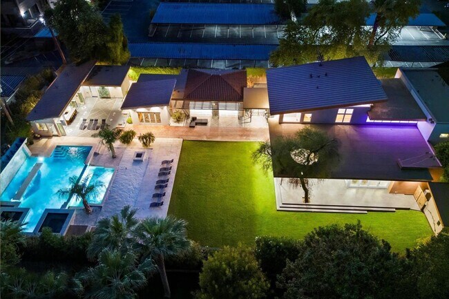 341 E Monte Vista Rd