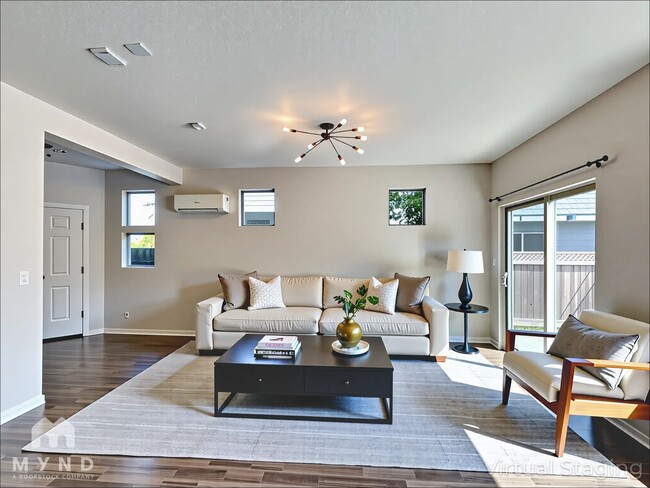 Photo - 10923 NE 44th St