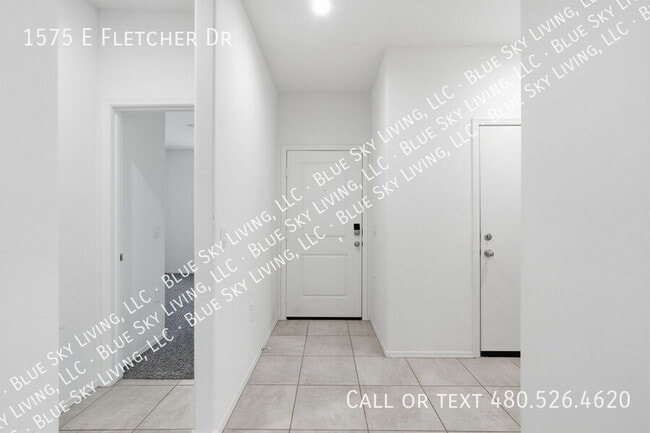 Photo - 1575 E Fletcher Dr