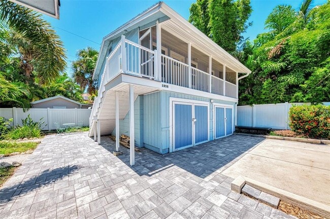 1858 Boyce St Unidad A