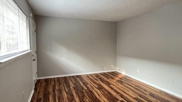 Photo - 210 Hendricks Blvd