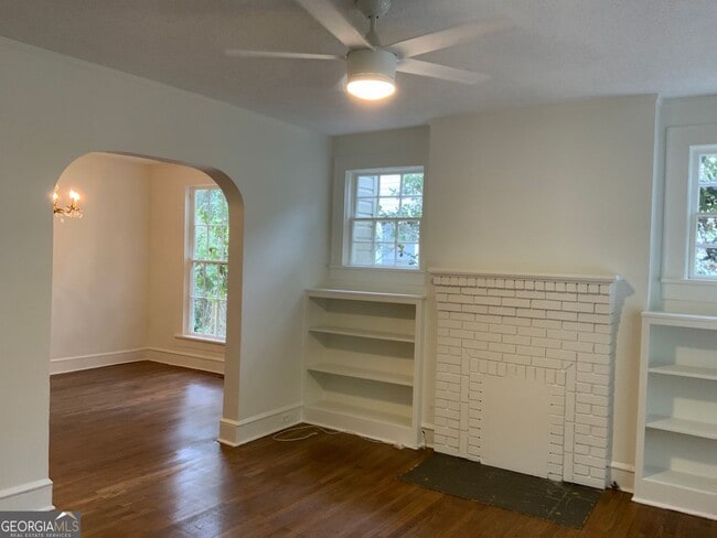 Photo - 204 Oakwood St NW