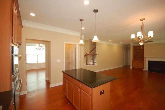 Photo - 235 Haney Rd