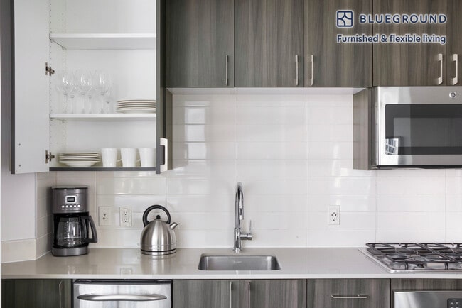 Photo - 2015 2nd Ave Unit FL3-ID585