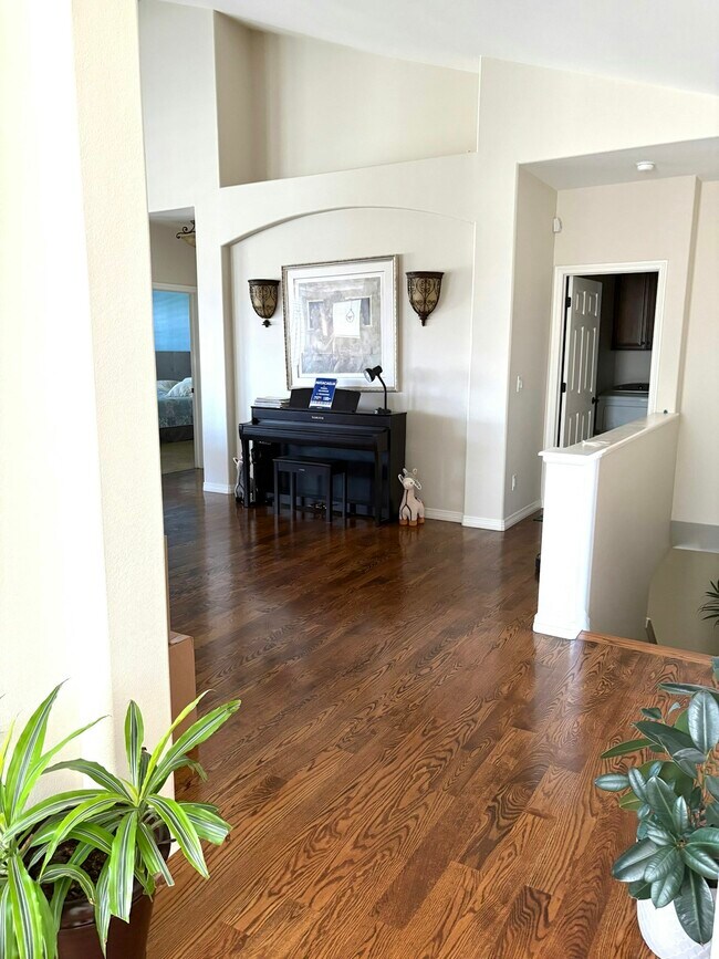 22105 E Euclid Dr
